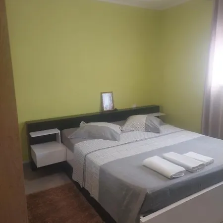 Chez Particulier Avec Sdb A Partager Avec Les Proprietaire Homestay Porto-Vecchio (Corsica)
